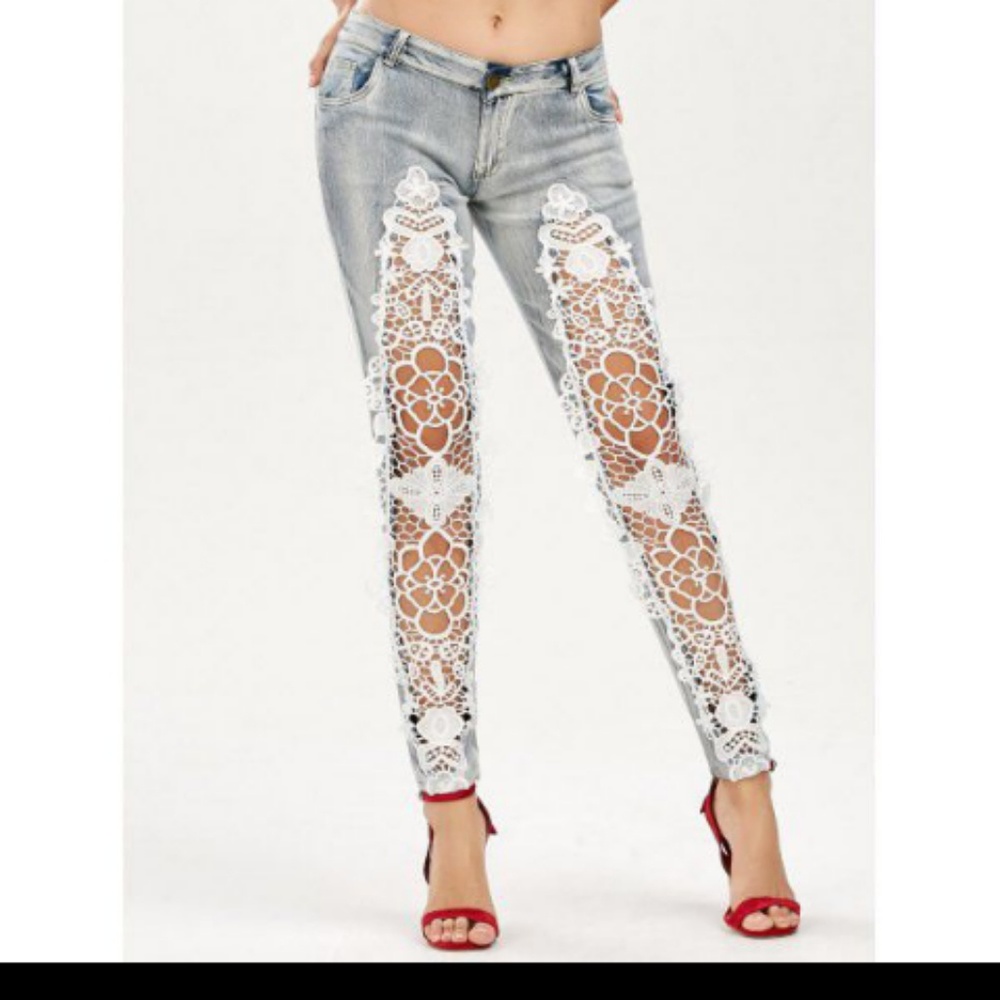 SALE! Low Waist Front Design Jeans